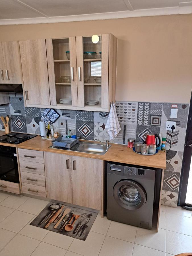 2Fiftysix On Second Apartment Luderitz Bagian luar foto